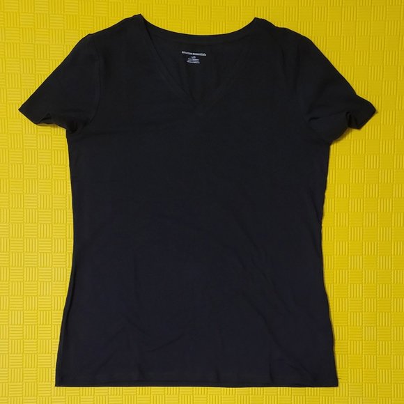 NWOT Longer Length T-shirt - Picture 1 of 1